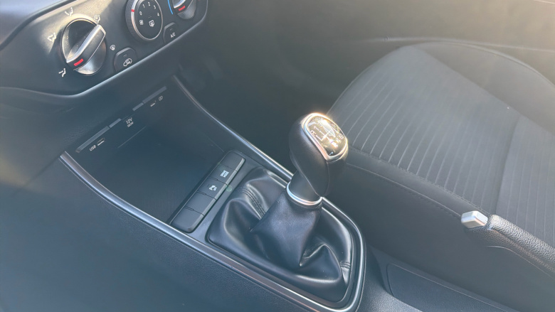 Hyundai i20 1.0T GDi 48V MHD SE Connect 5dr Petrol Hatchback